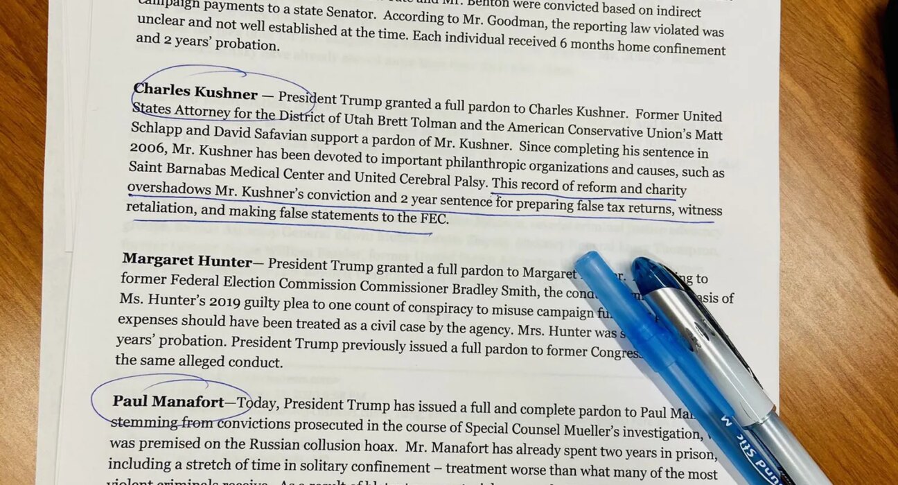 Trump's list of pardons | Source: Image Source: Catherine Herridge (@C__Herridge), Twitter, December 24, 2020, CBS