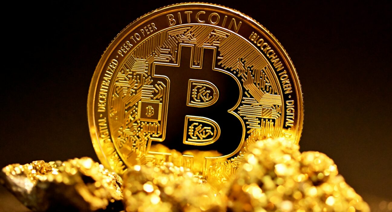 Bitcoin On Track To Replace Gold In 10 Years, Trading Firm Predicts