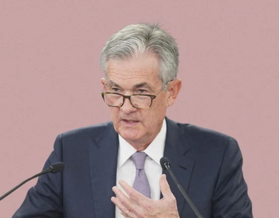 Fed chair Powell says he is committed to ending crypto debanking and pausing rate cuts