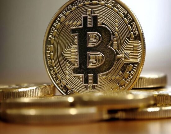 Bitcoin (BTC) Price Slips Below $96K as Selling Pressure Mounts from US