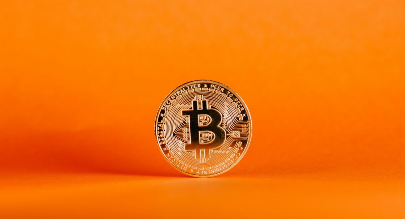 Bitcoin’s $104,000 Peak Sparks High-Stakes Short Positions